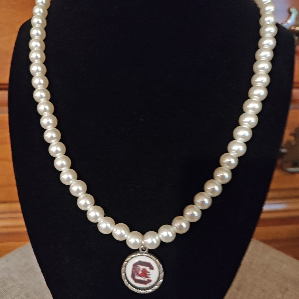 Classic Pearl Necklace with Logo Pendant